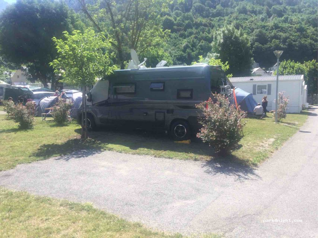 CAMPING LE BASTAN ESTERRE — foto