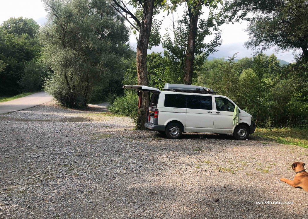 (013 03) Varín - Unnamed Road — foto