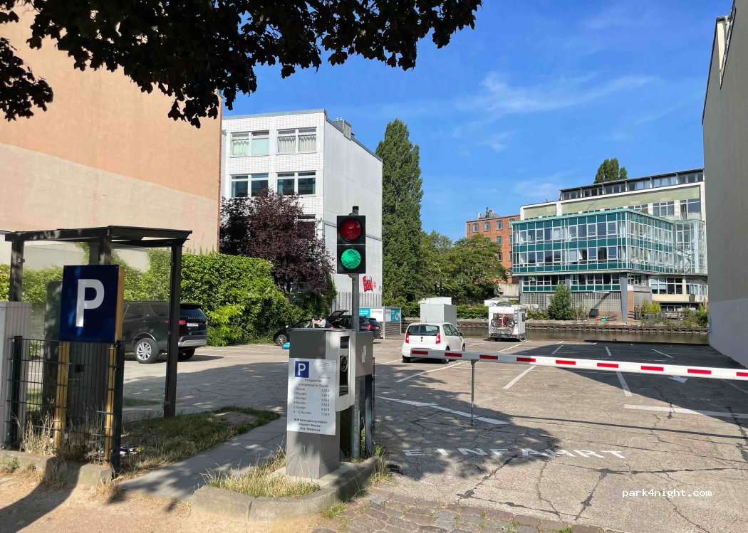 (22085) Hamburg - 27 Hans-Henny-Jahnn-Weg — foto