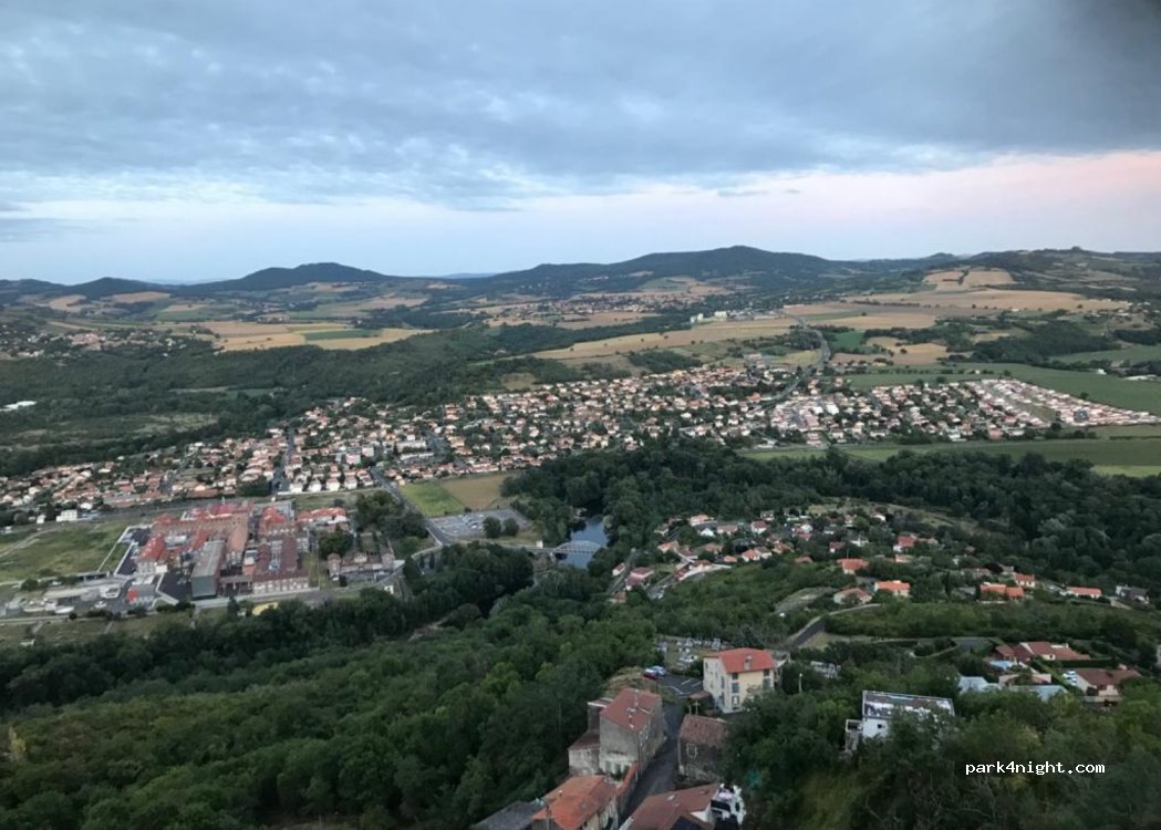 (63730) Corent - 48 Rue Haute — foto 4