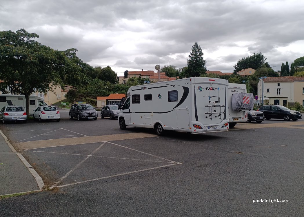 (85490) Benet - 1b Rue de la Combe — foto 3