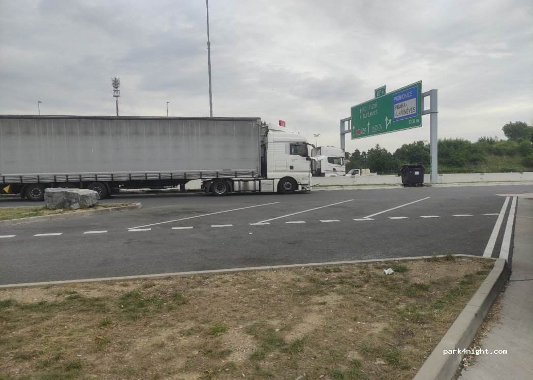 (149 00) Praha-Újezd - 280 Formanská — foto