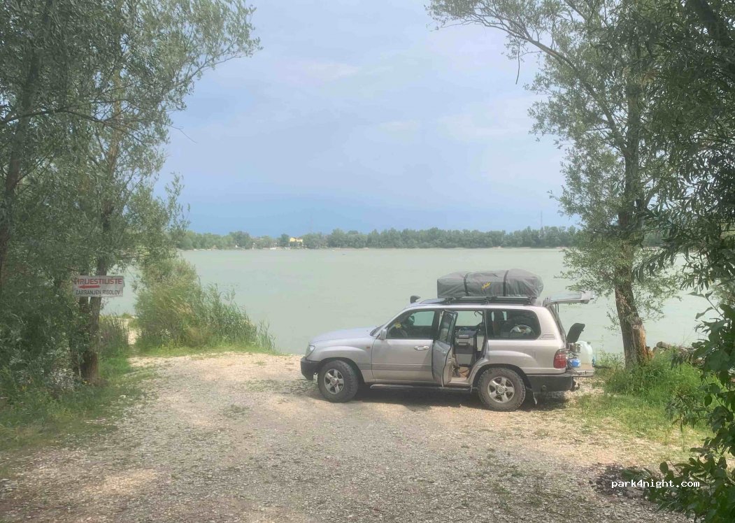 (10437) Rakitje - Unnamed Road — foto
