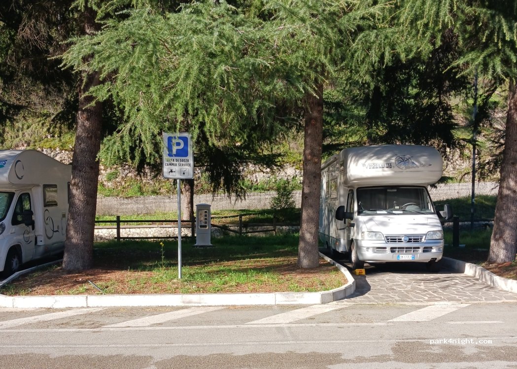 Parcheggio Camper — foto 2