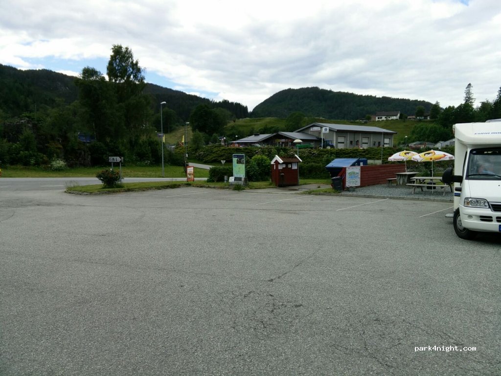 (4230)  - Suldalsvegen — foto