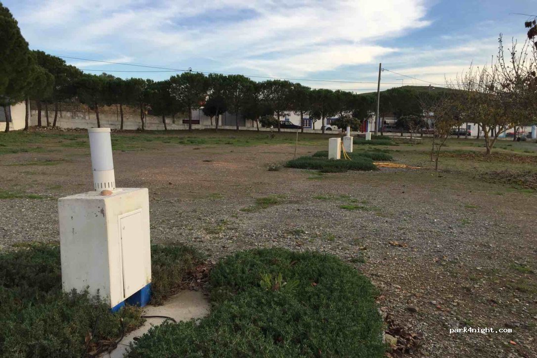 Parque de autocaravanas da Quinta da Cerca — foto 3