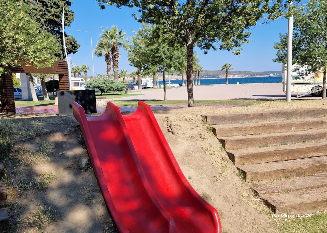 (35800) İzmir - 1 Hükümet Caddesi — foto