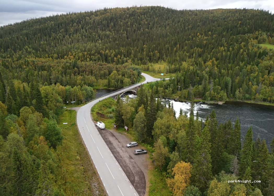 (833 99) Stora Blåsjön - Unnamed Road — foto 2