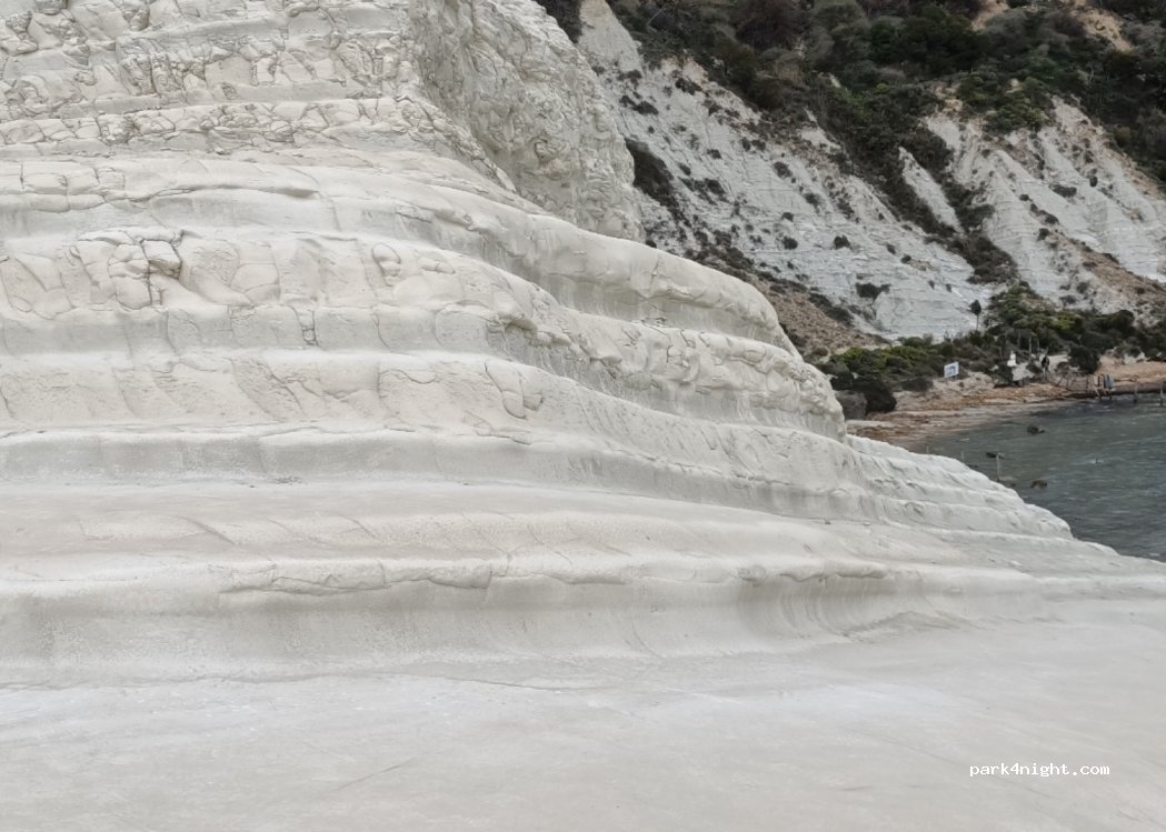 Parking Scala dei Turchi (L. Michelangelo) — foto 3