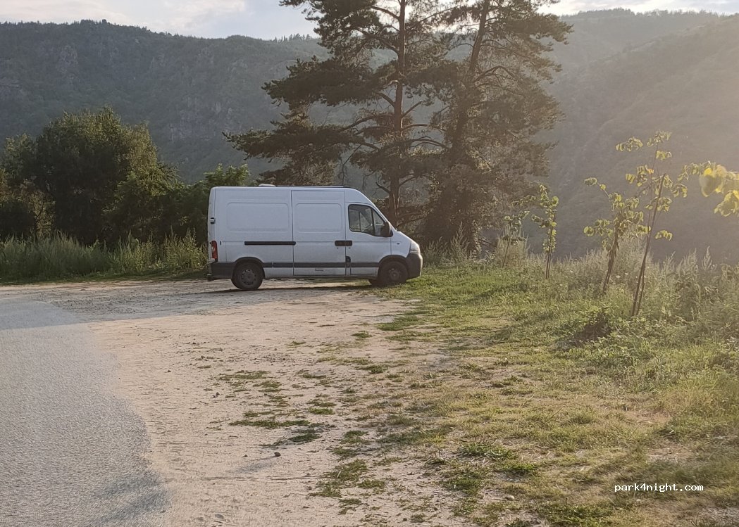(2969) Kovachevitsa - Unnamed Road — foto