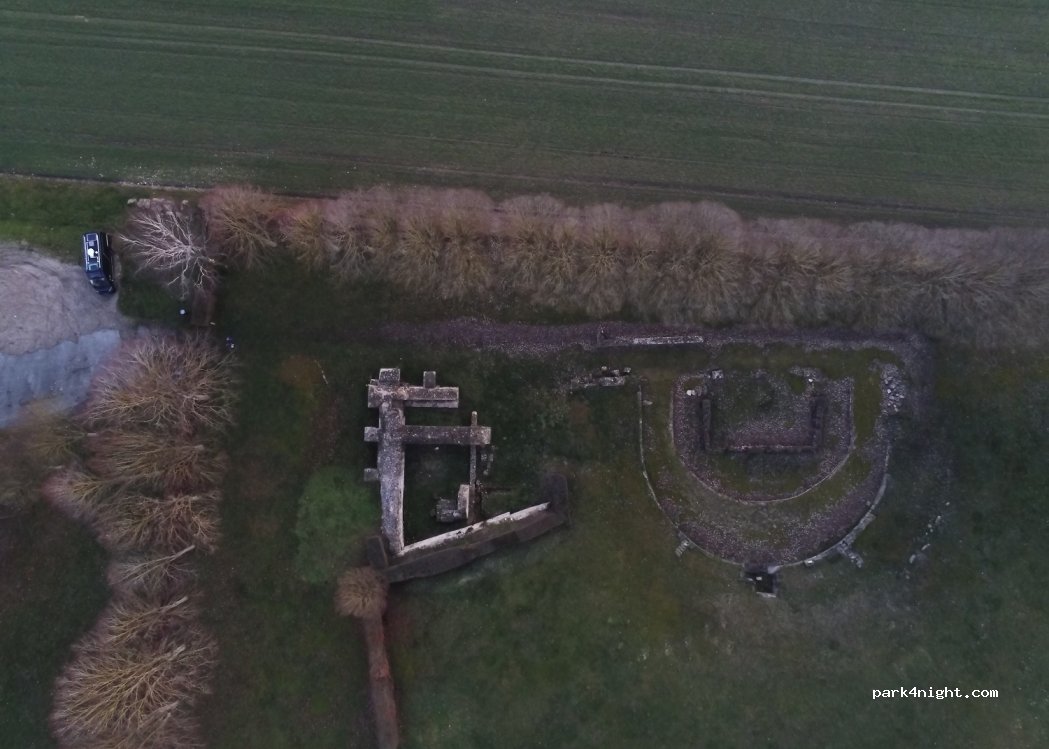 (60120) Vendeuil-Caply - Unnamed Road — foto