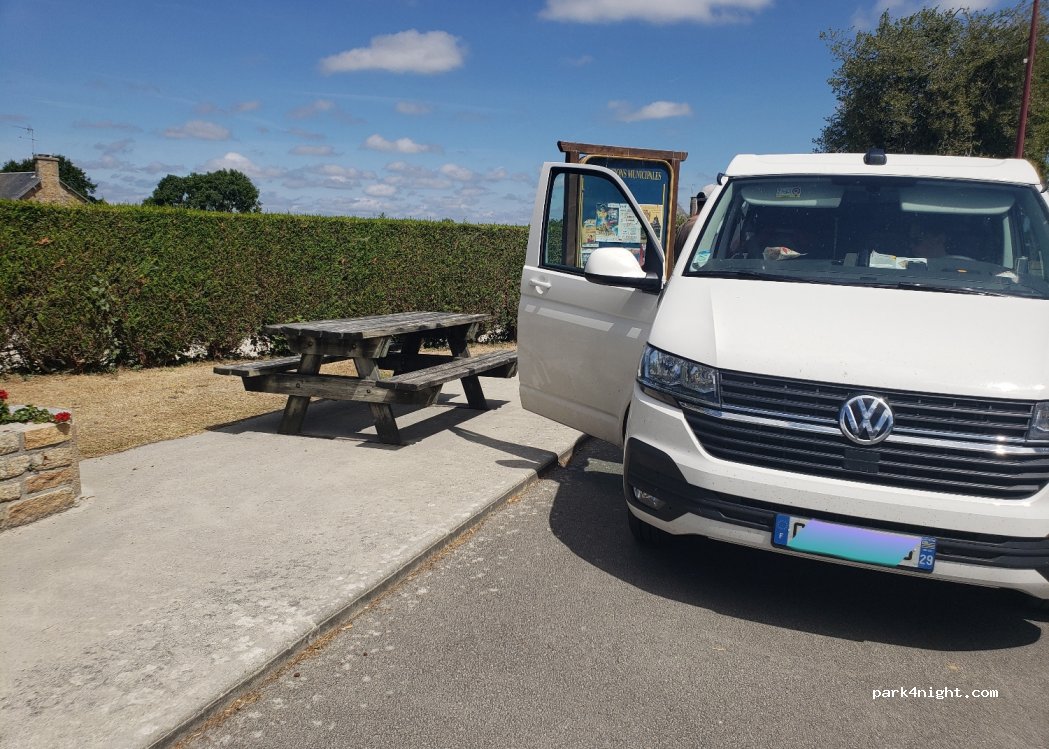 (50220) Précey - 17 Route du Logis — foto