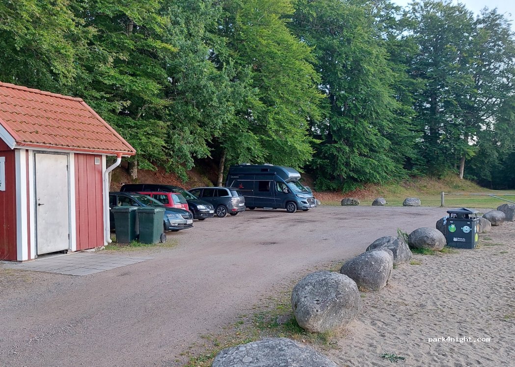 (343 37) Älmhult - 2 Solviksvägen — foto