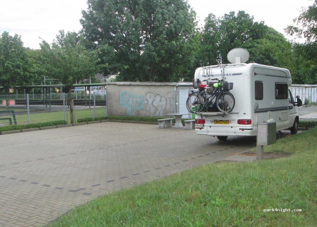 Wohnmobilstellplatz Zerbst — foto