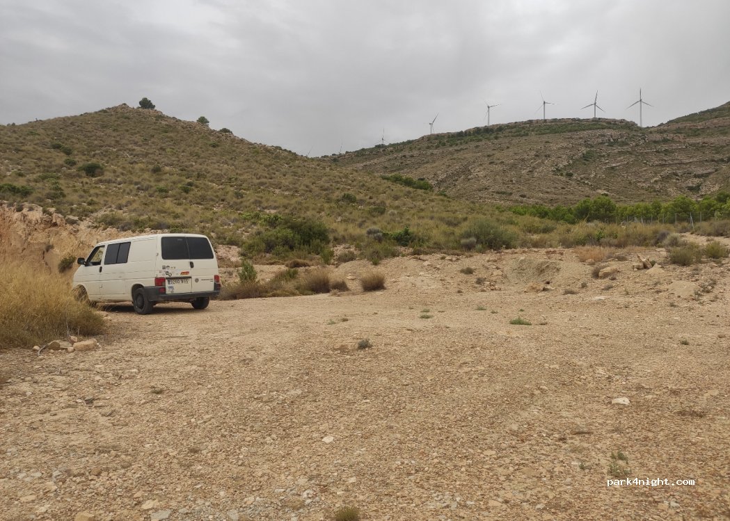 (02660) Caudete - Unnamed Road — foto 2