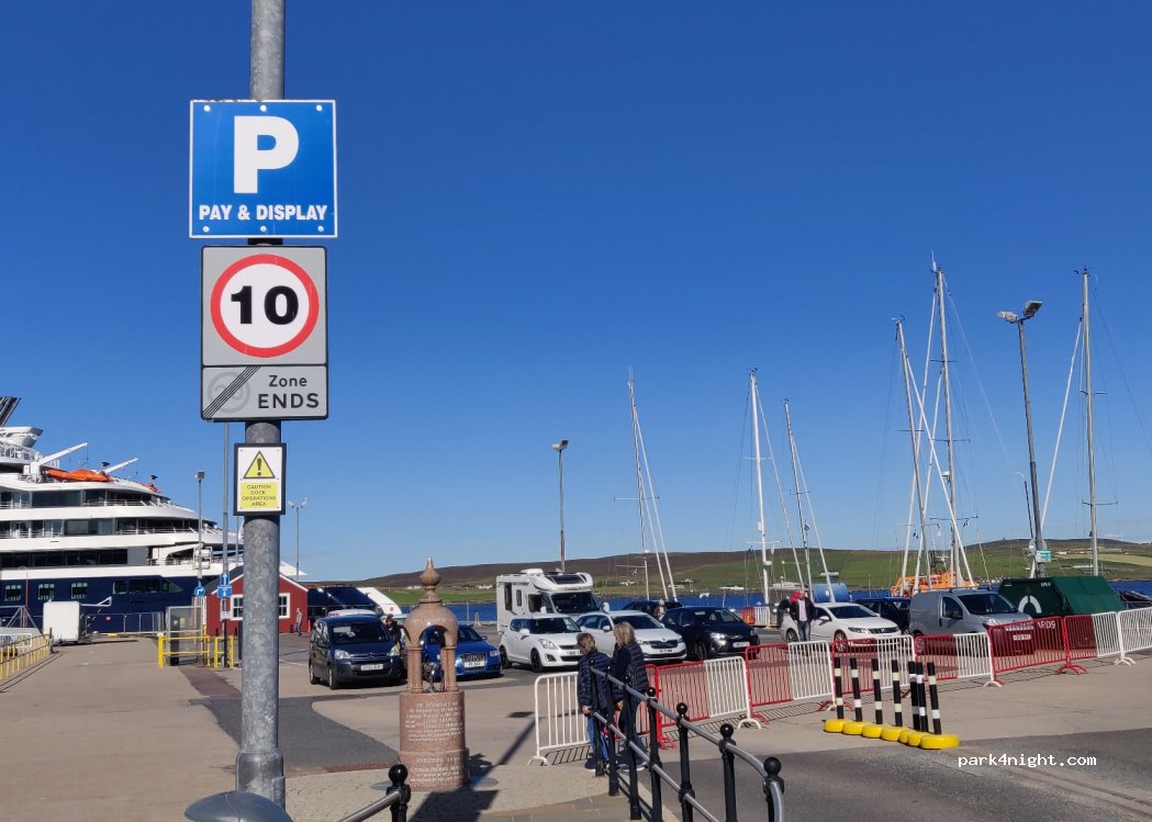 (ZE1 0DL) Lerwick - A969 — foto