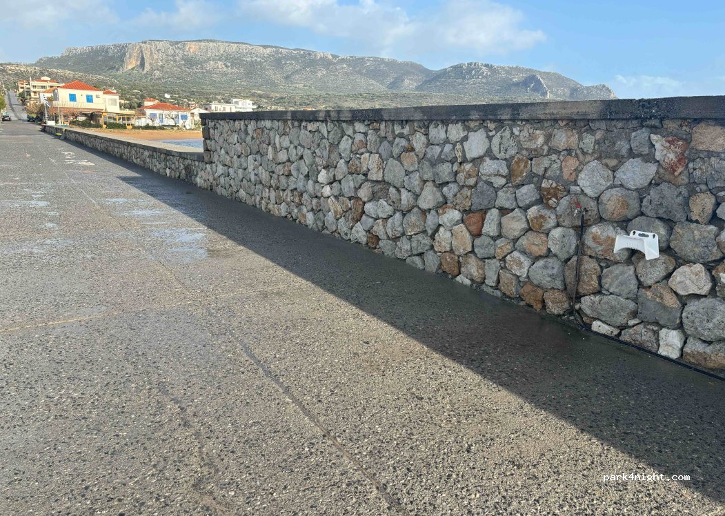 (230 56) Plitra - Unnamed Road — foto