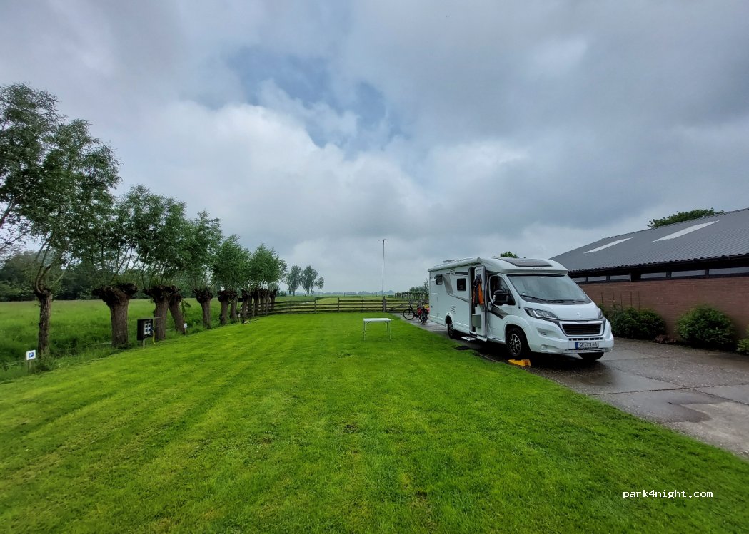 Camperplaats De Willige Waard — foto 4