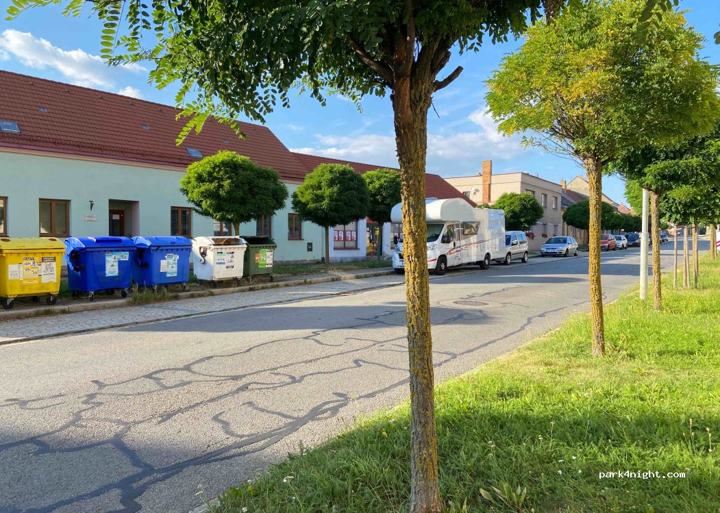 (588 56) Telč - Staňkova — foto 2