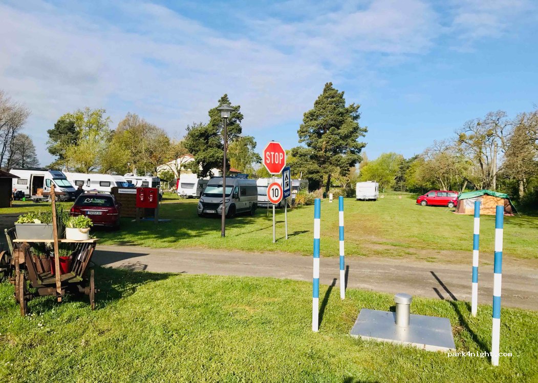 Campingplatz  Am großen Teich — foto 2