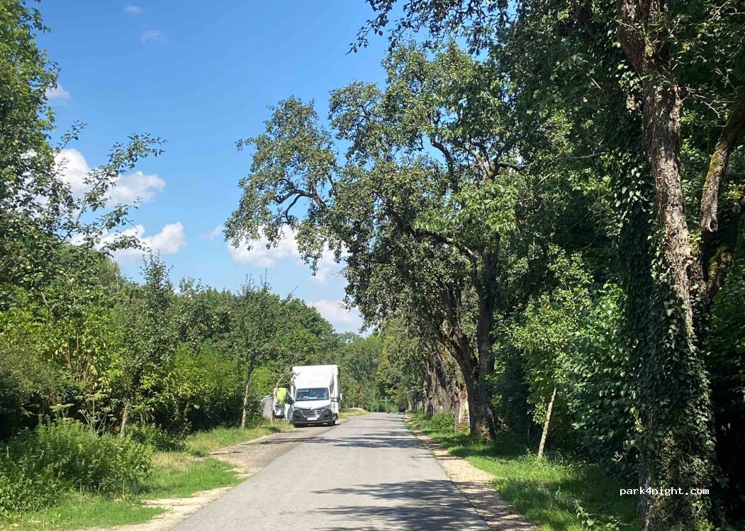 (77164) Ferrières-en-Brie - 1 Allée de la Taffarette — foto