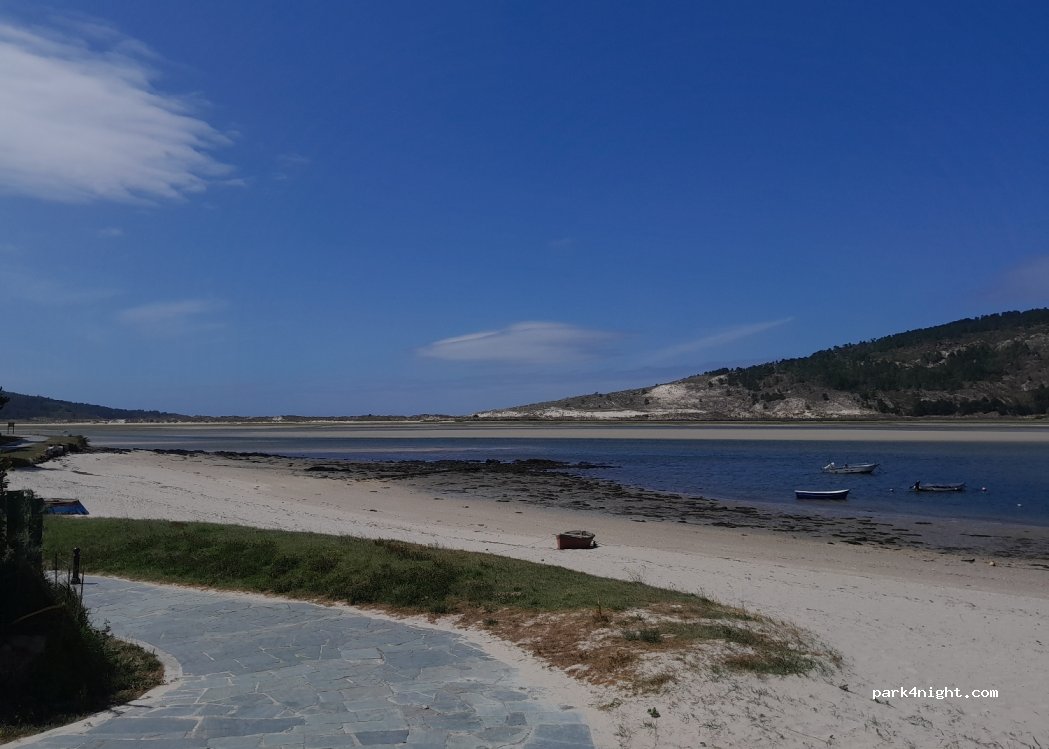 (15115) A Coruña - 17 Estrada Buño Laxe — foto 2