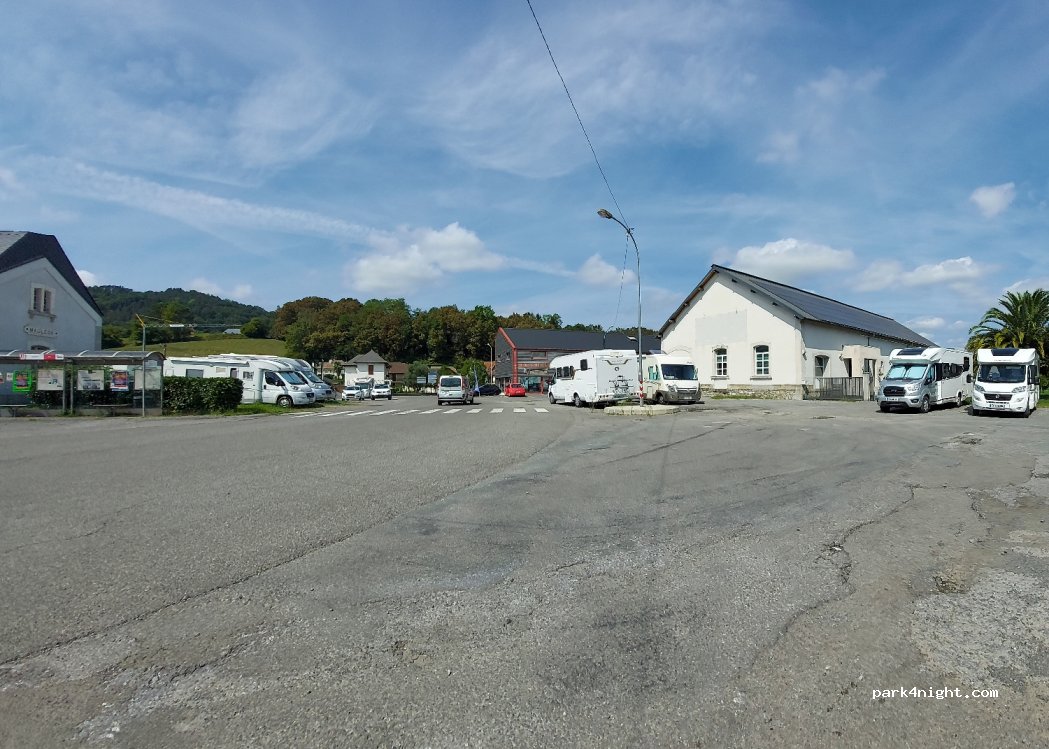 (64130) Mauléon-Licharre - Pl.de la Resistance — foto