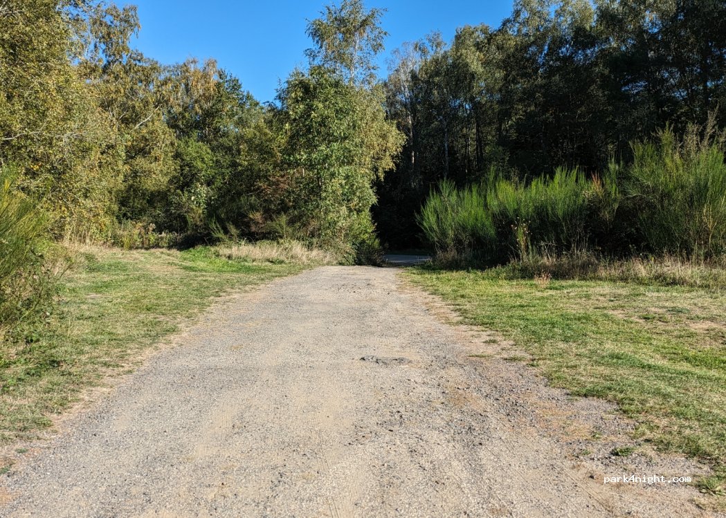 (63870) Orcines - Unnamed Road — foto 2