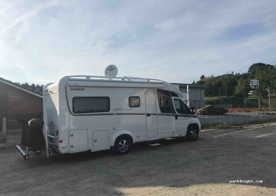 (94529) Aicha vorm Wald - 1 Bergstraße — foto 2