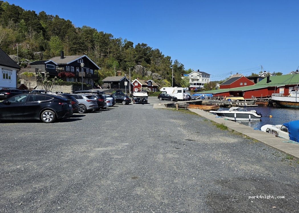 (4950) Risør - 30 Buvikveien — foto 2
