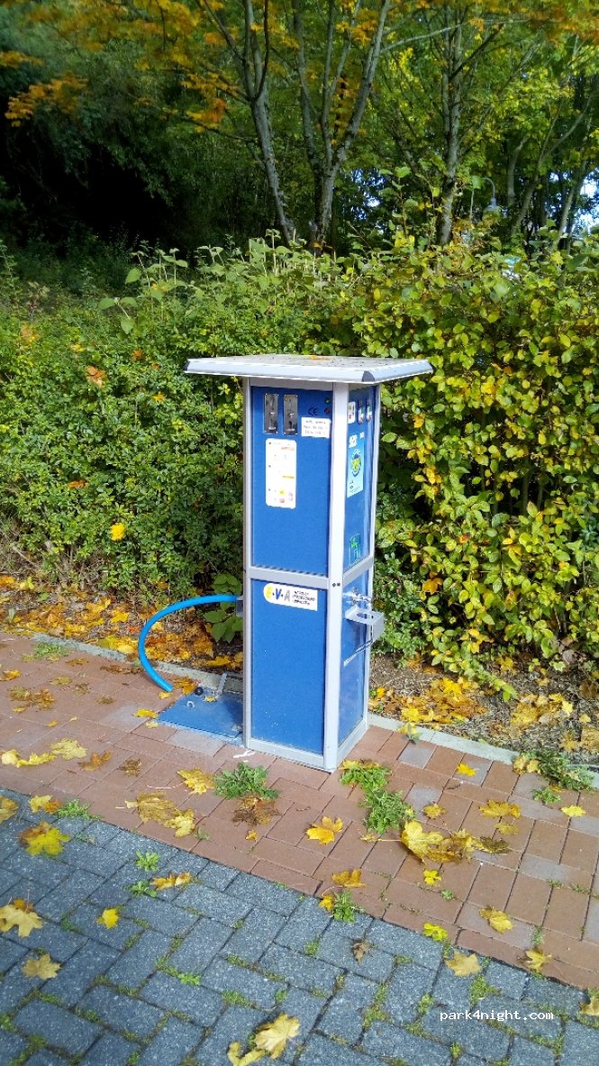 Wohnmobilhafen am Kurhaus | Bad Zwesten — foto