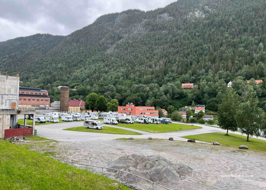(3660)  - 2 Såheimsveien — foto 3