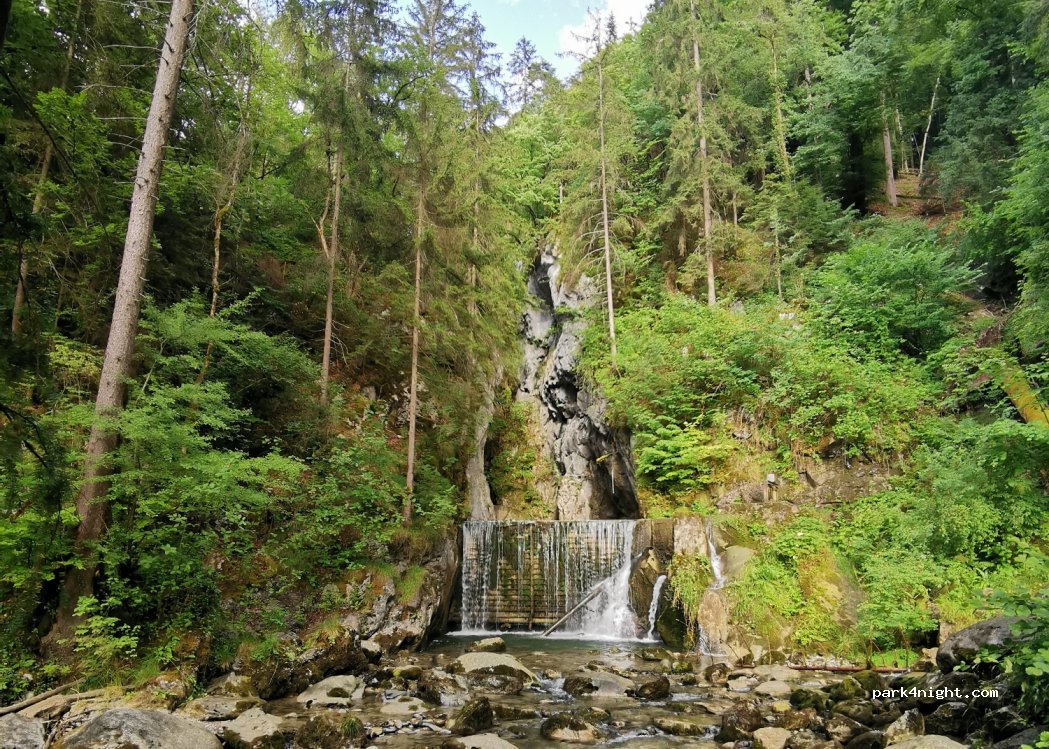 (74130) Bonneville - 1003 Route des Gorges du Bronze — foto