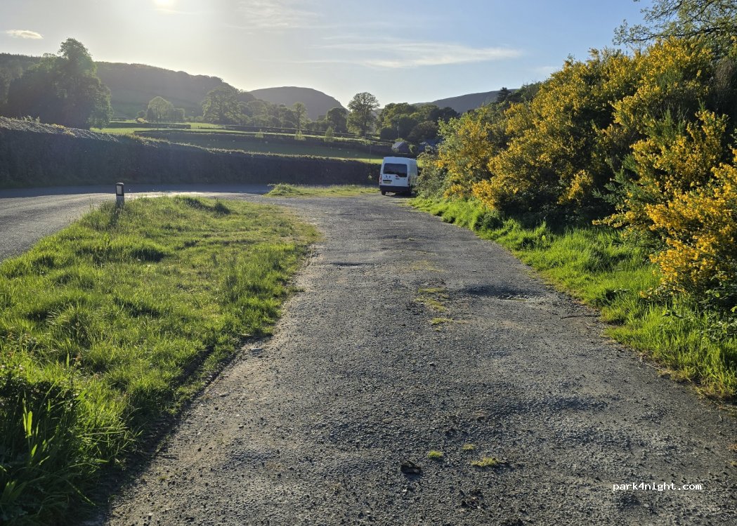 (LD6 5EU) Rhayader - 6 Cae Pwll — foto 2