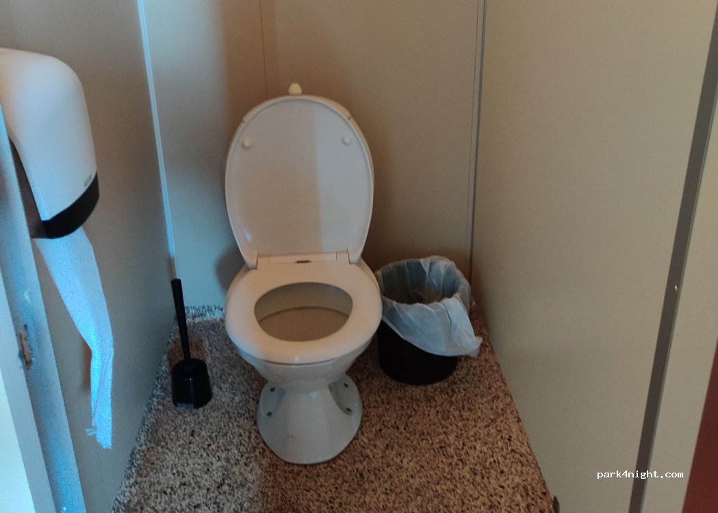 Parking Stavtjørn Vintercamping — foto 3