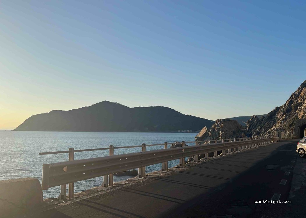 (16039) Sestri Levante - Via Giovanni Battista da Ponzerone — foto 2