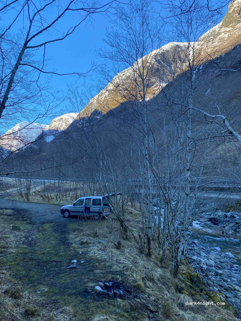 () Undredal - — foto 4
