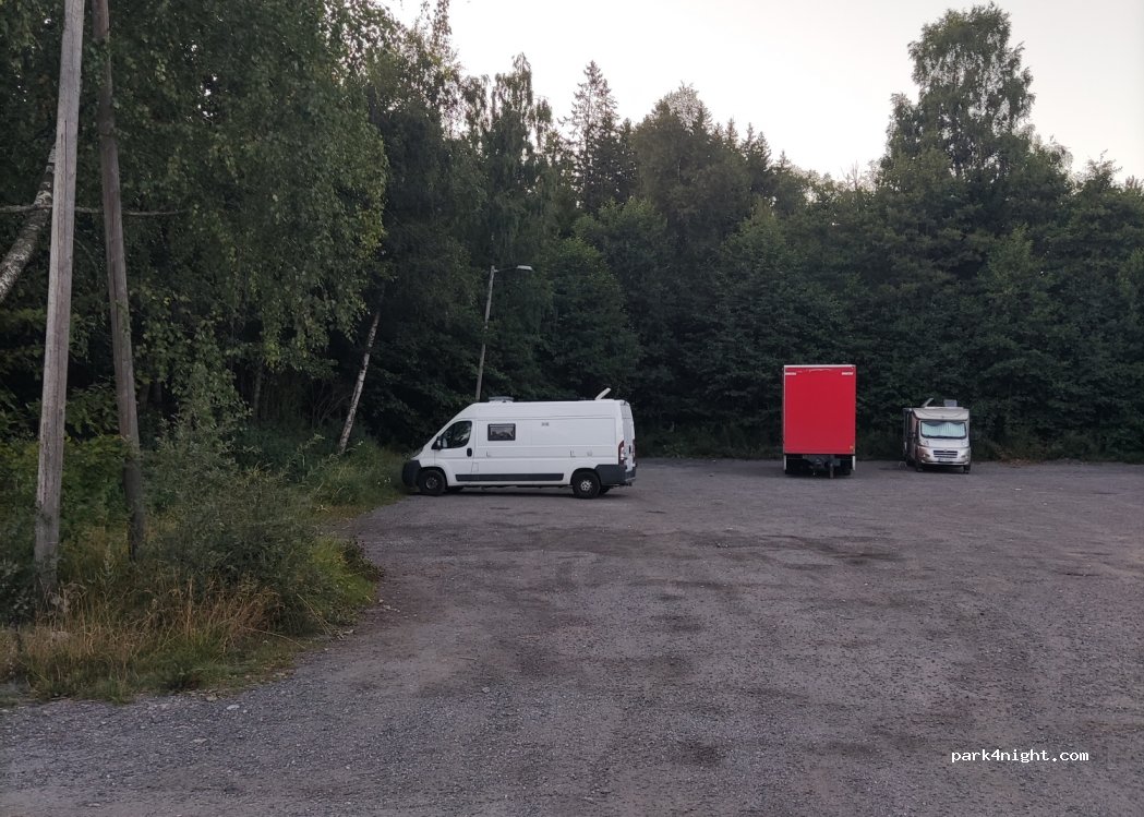 (1599) Moss - Unnamed road — foto