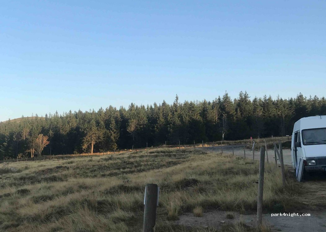 (43150) Les Estables - Unnamed road — foto 2