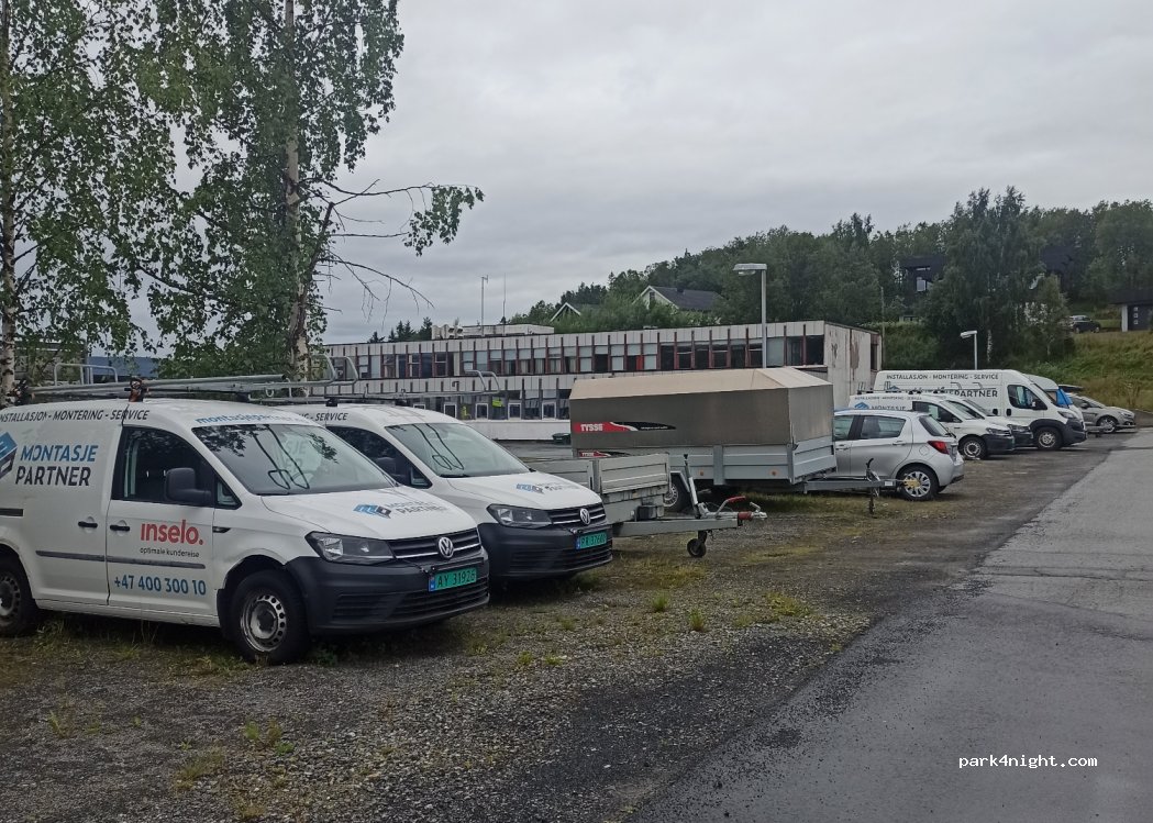 (8516) Narvik - 8 Øvreveien — foto
