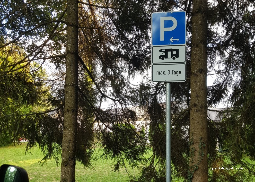 (85221) Dachau - 50 Ludwig-Dill-Straße — foto