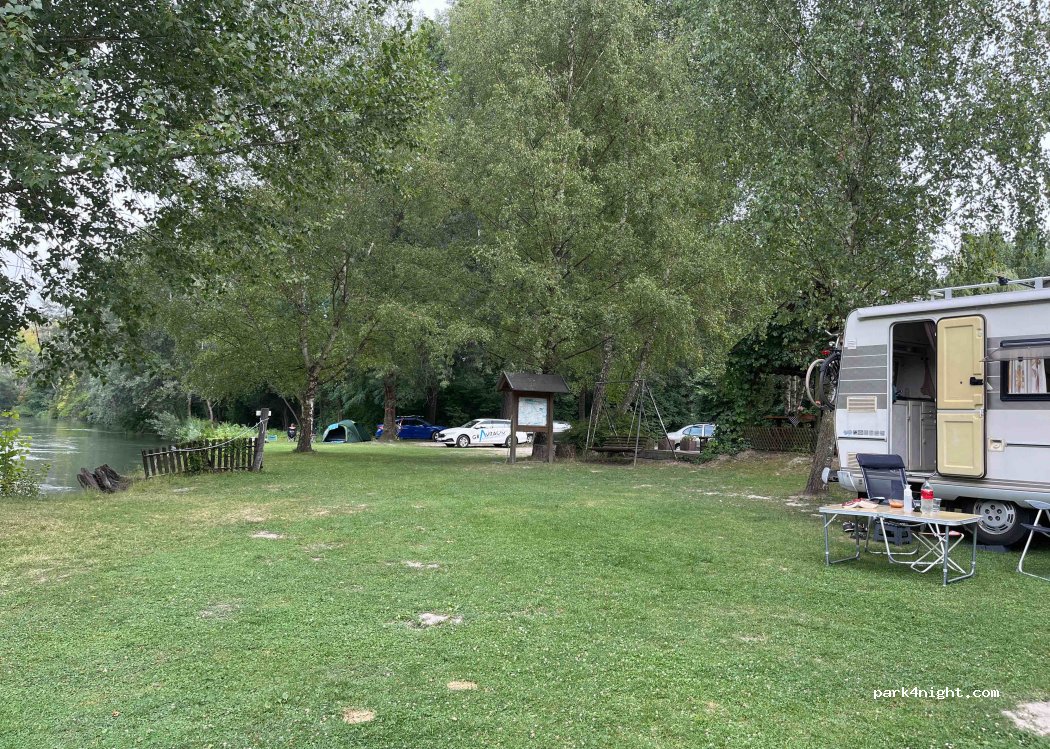 Cvika Camping & Restaurant — foto