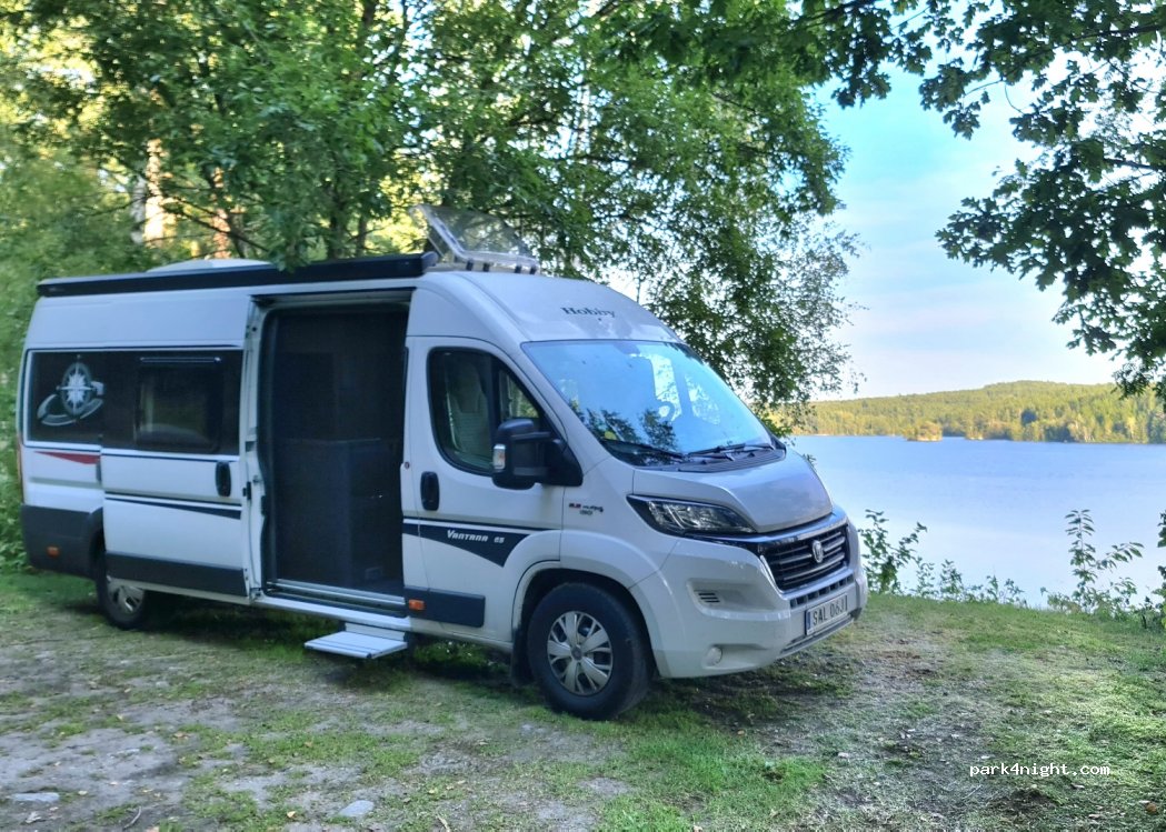 (511 98) Hyssna - Hålsjövägen — foto