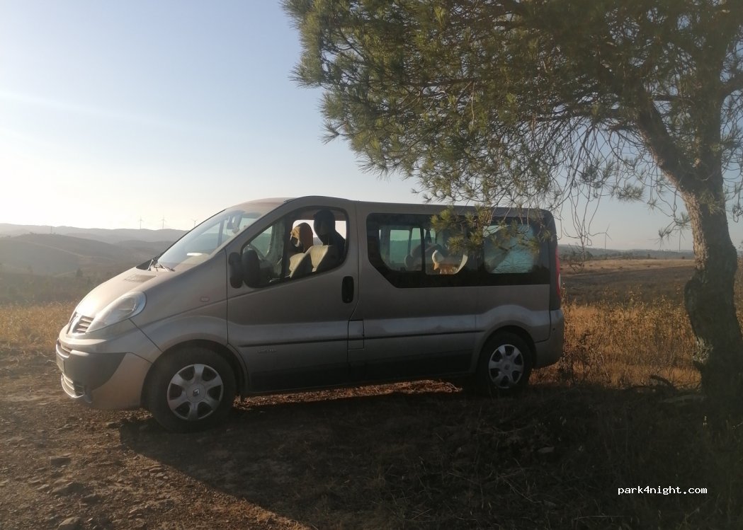 (8600) Odiáxere - — foto