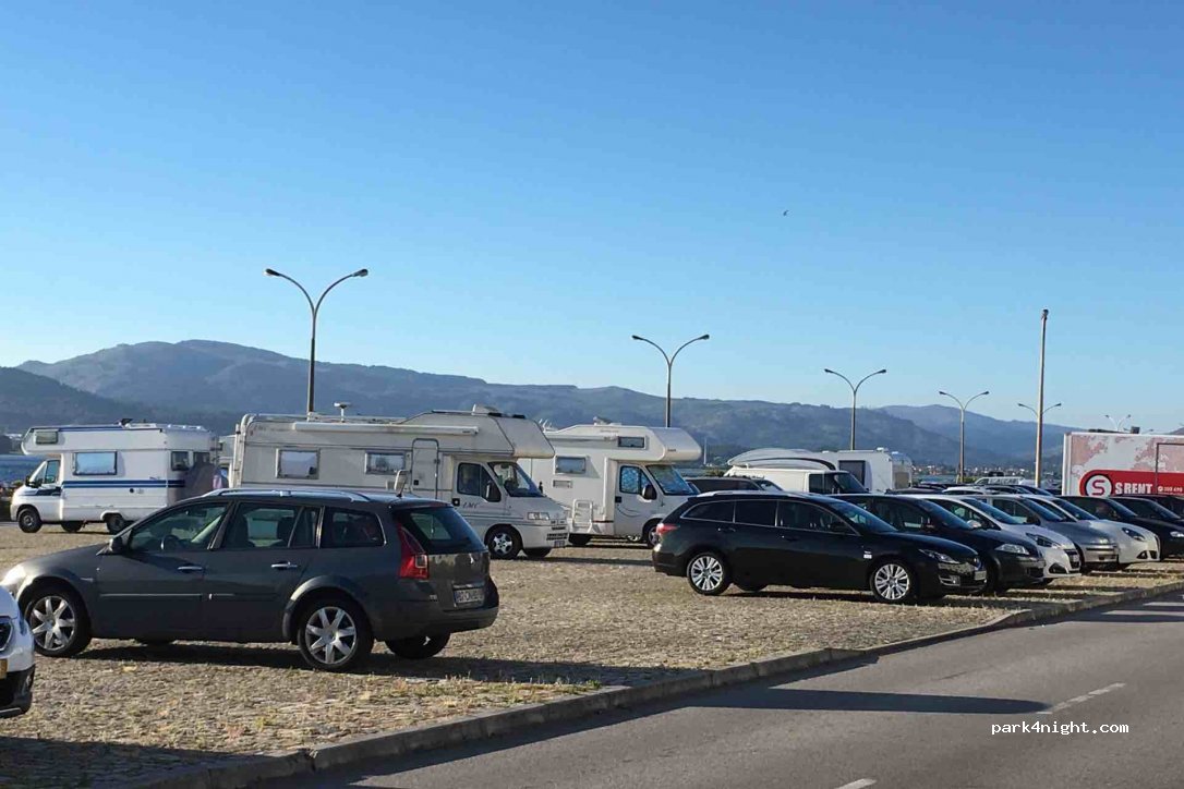 (4910-136) Caminha - 0 Largo da Feira — foto