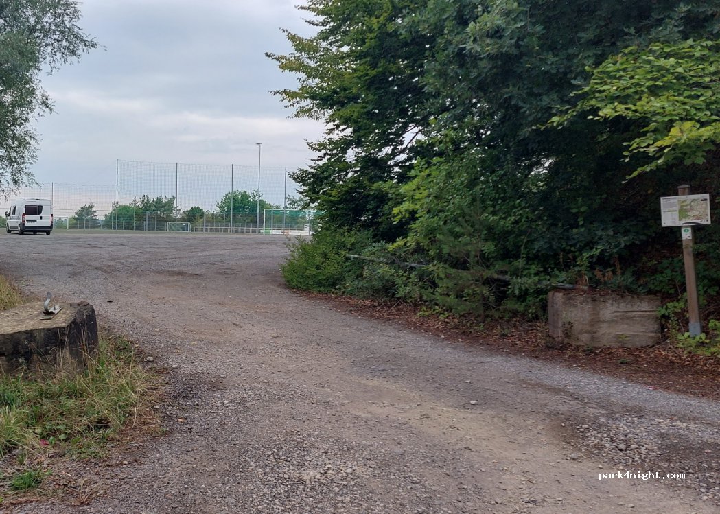 (54311) Trierweiler - 9 Im Mauerfeld — foto