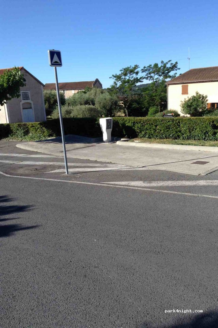 (83440) Fayence - Rue du Grand Jardin — foto
