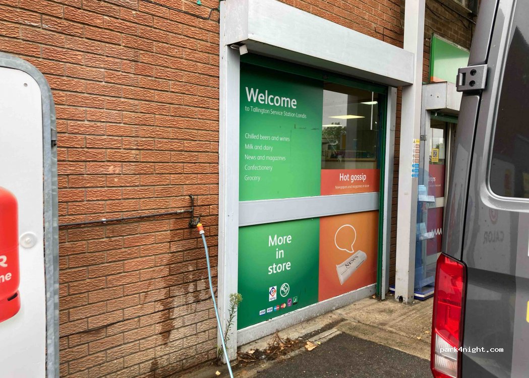 (PE9 4RN) Tallington - Main Road — foto