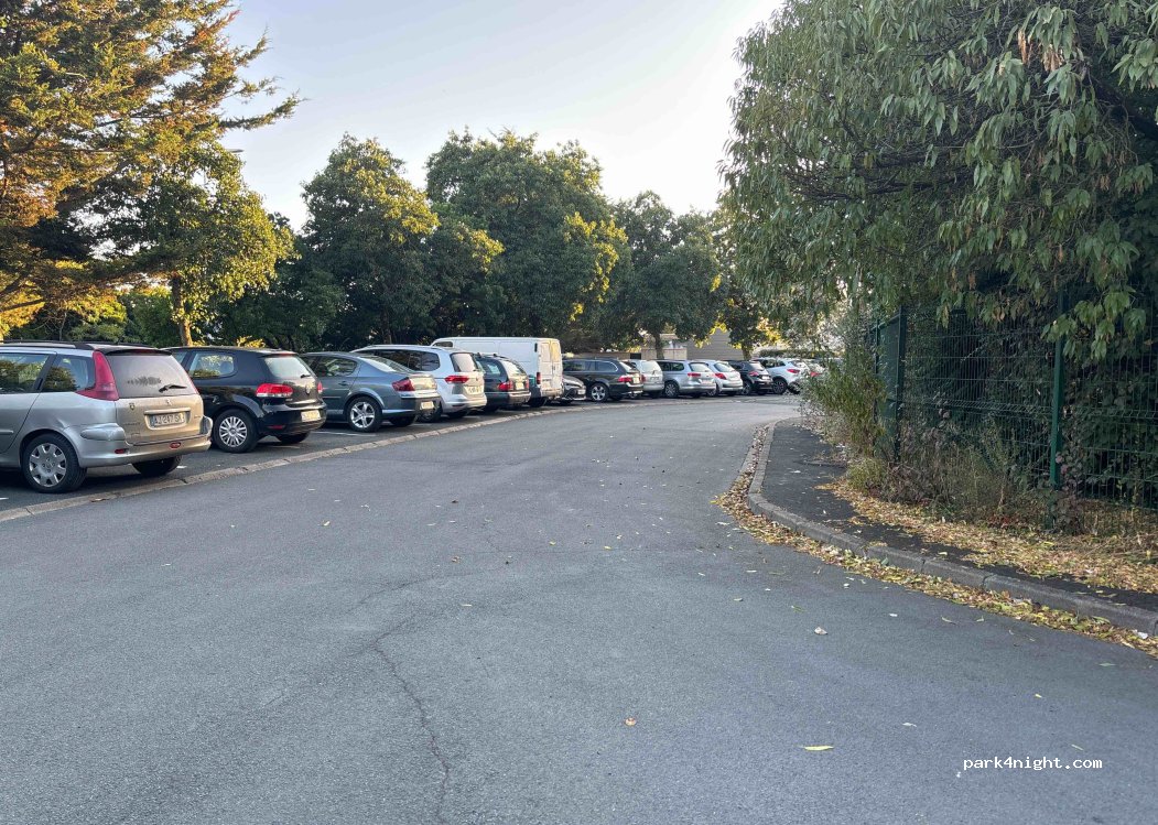 (17000) La Rochelle - 35 Impasse de Coureilles — foto