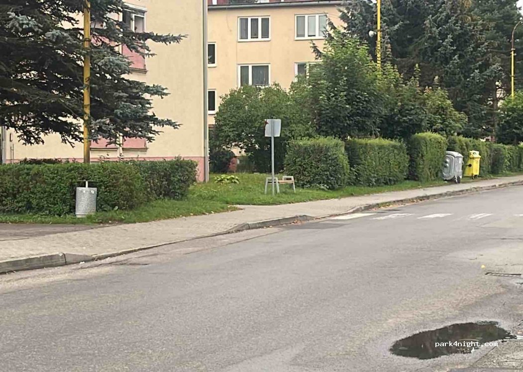 (027 43) Nižná - Závodná — foto